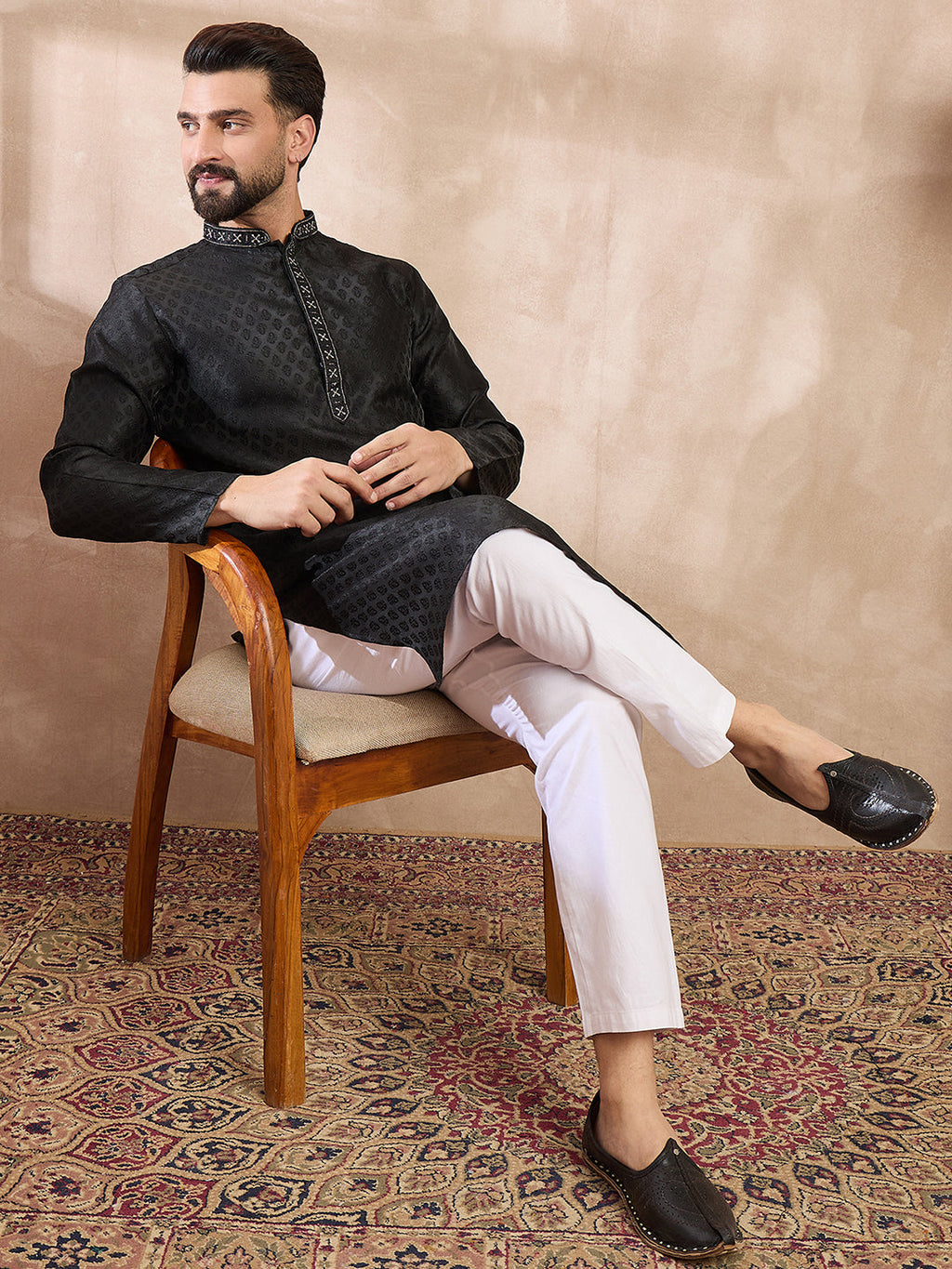 Men Black Silk Blend Solid Woven Design Straight Kurta-MKU1854