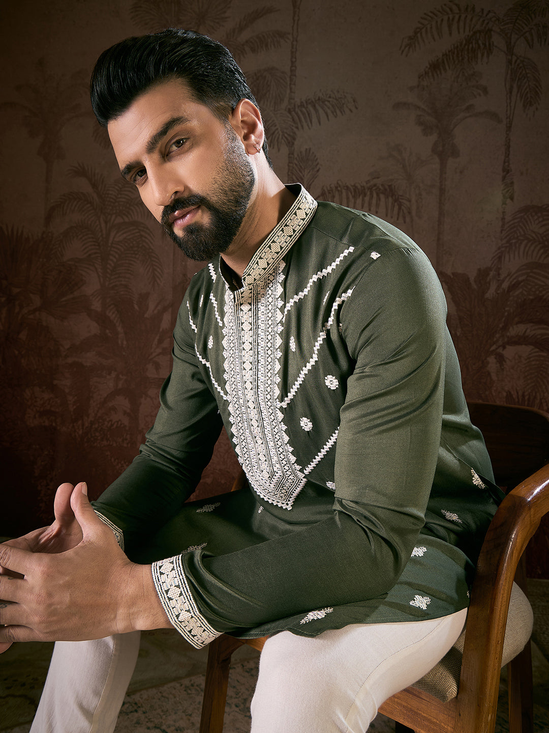 Men Green Silk Blend Solid Embroidered Straight Kurta-MKU1882