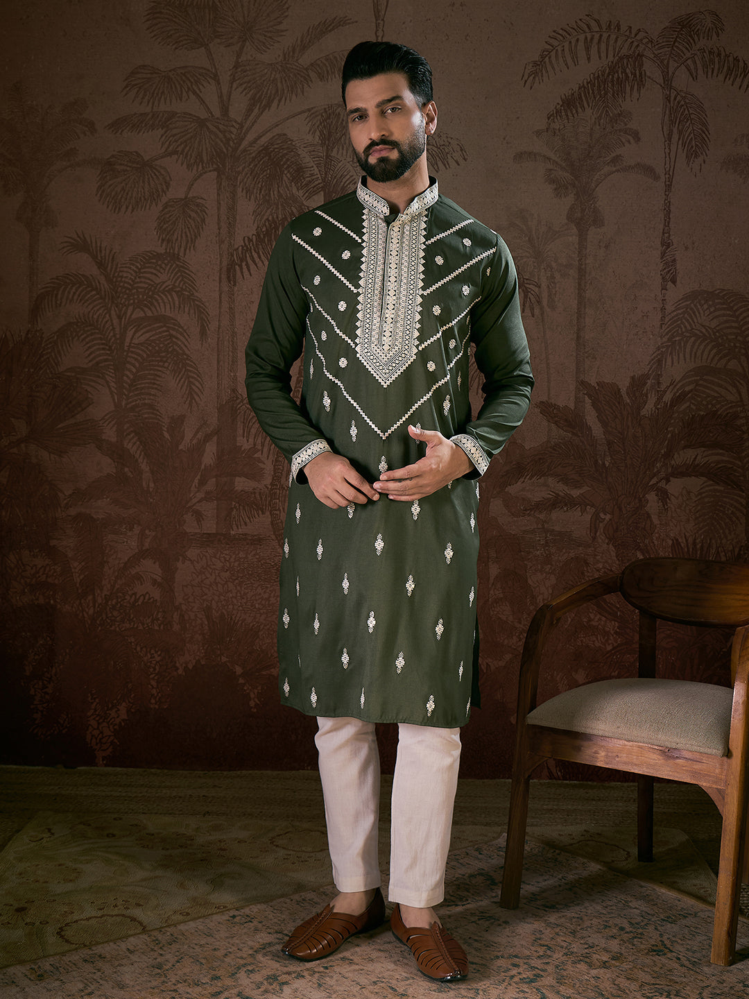 Men Green Silk Blend Solid Embroidered Straight Kurta-MKU1882