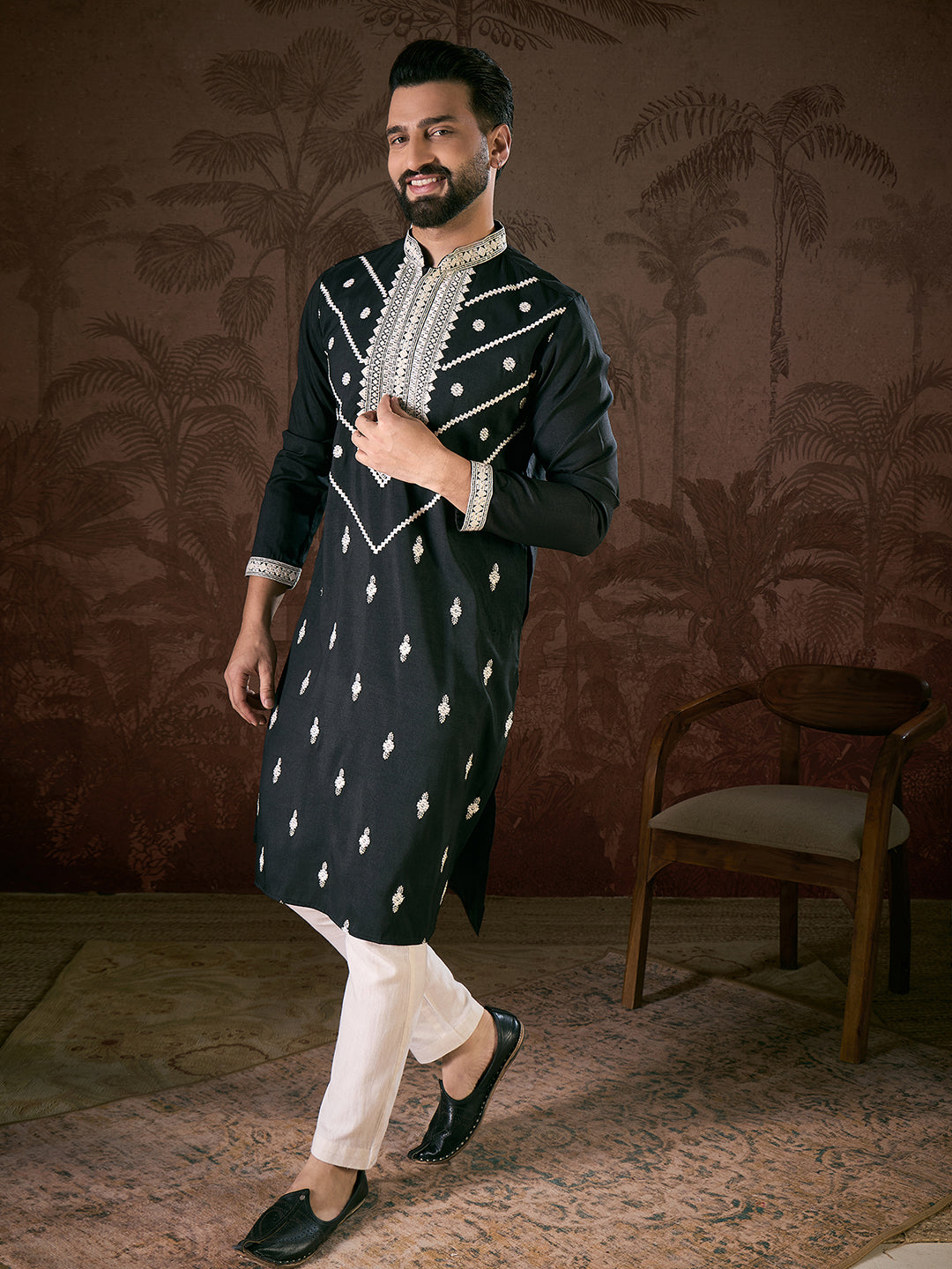 Men Black Silk Blend Solid Embroidered Straight Kurta-MKU1886