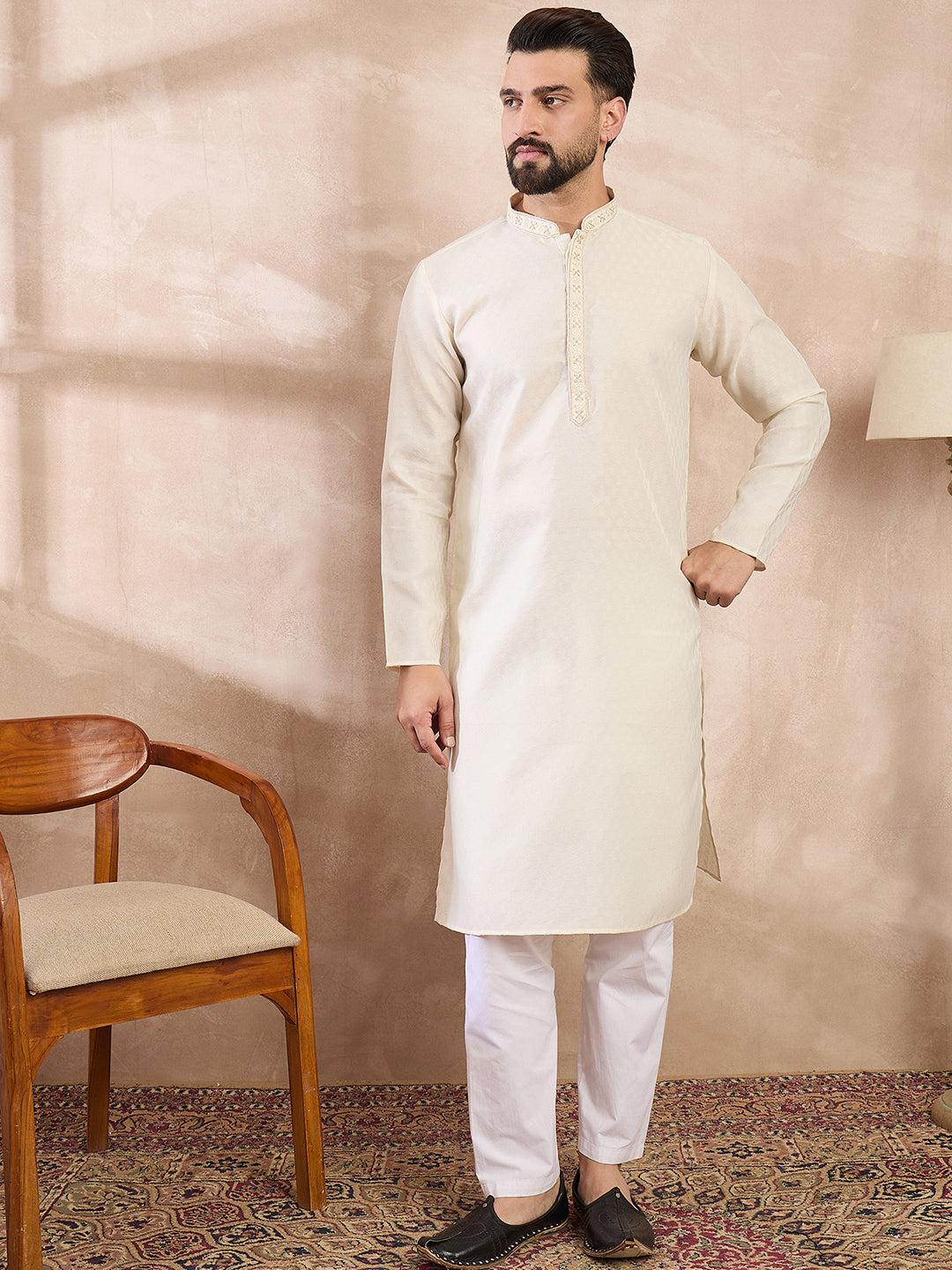 Men Off White Silk Blend Solid Woven Design Straight Kurta-MKU1897