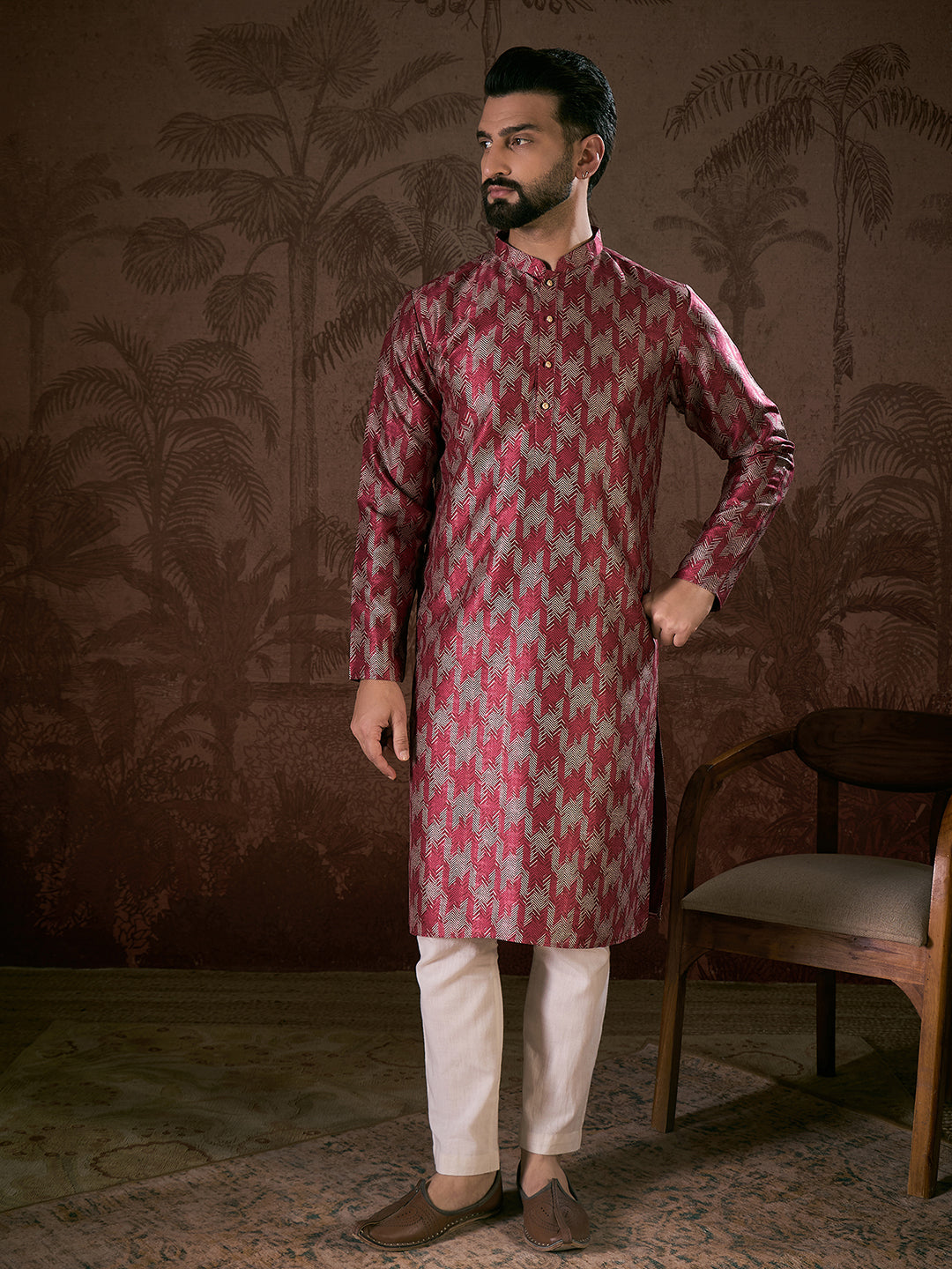 Men Maroon Silk Blend Chevron Printed Straight Kurta-MKU1904