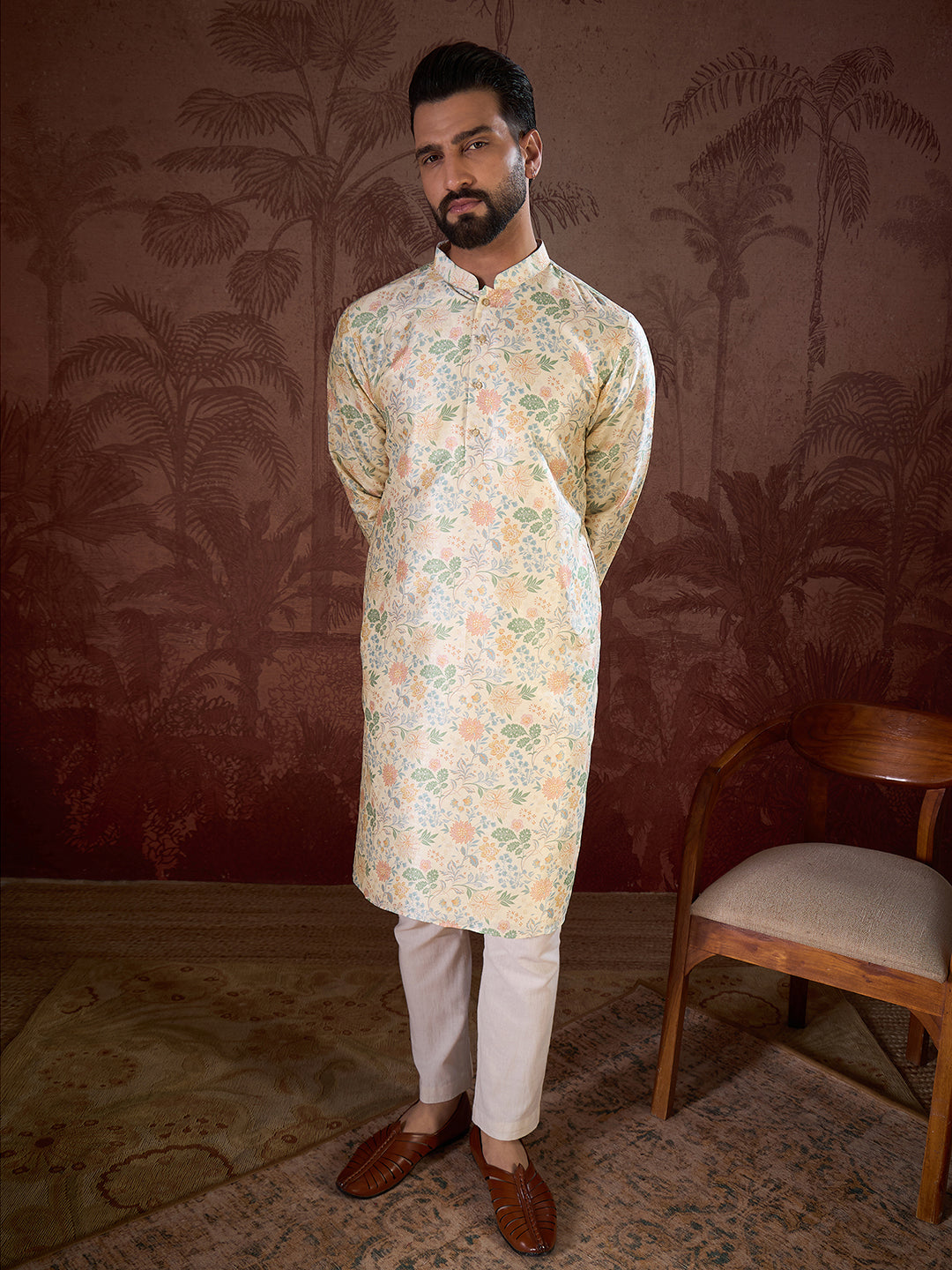 Men Off White Silk Blend Floral Printed Straight Kurta-MKU1915
