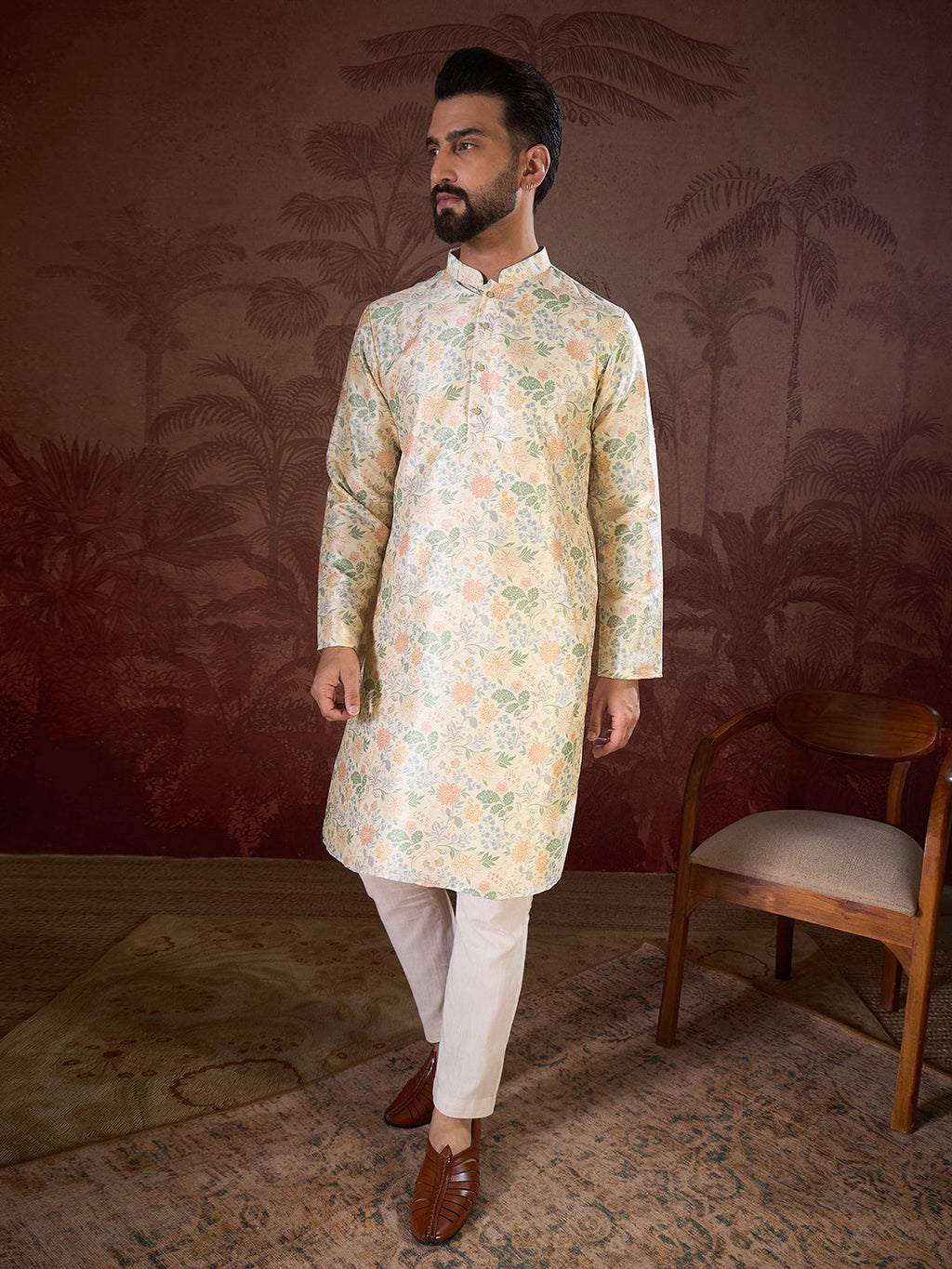 Men Off White Silk Blend Floral Printed Straight Kurta-MKU1915