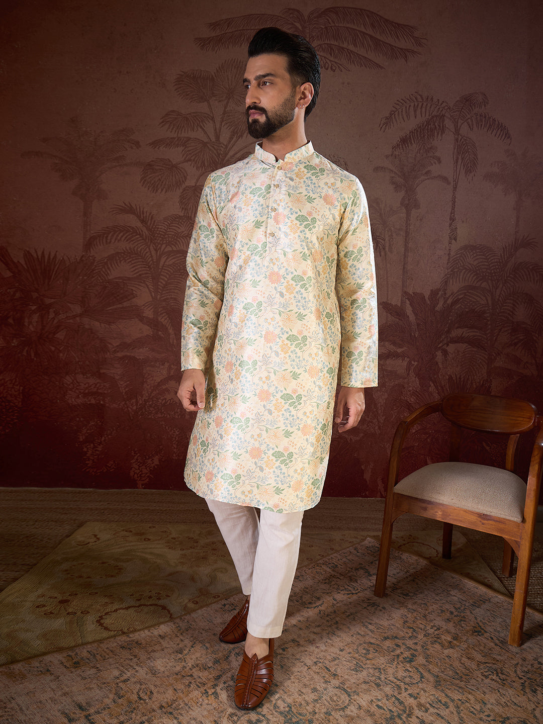 Men Off White Silk Blend Floral Printed Straight Kurta-MKU1915
