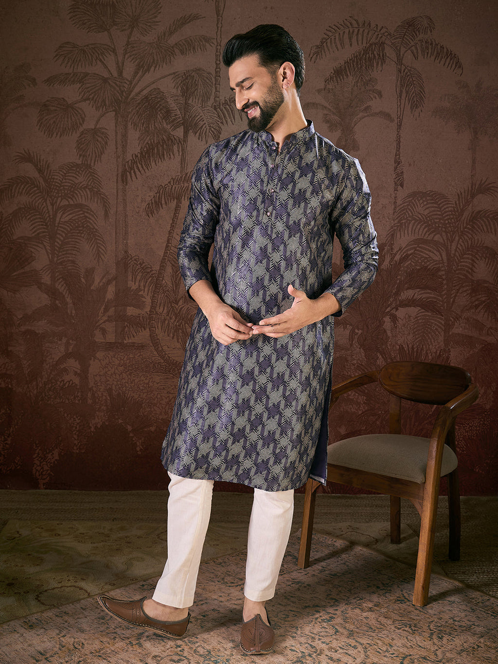 Men Violet Silk Blend Chevron Printed Straight Kurta-MKU1917
