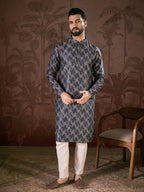 Men Violet Silk Blend Chevron Printed Straight Kurta-MKU1917