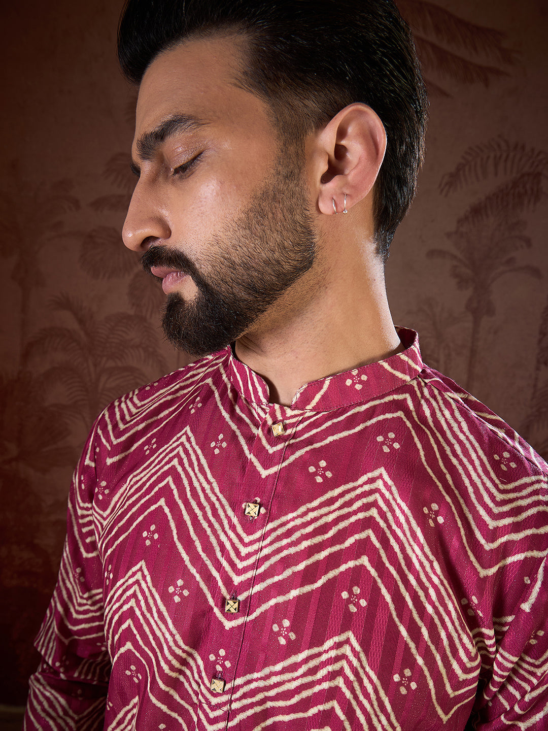Men Magenta Silk Blend Chevron Printed Straight Kurta-MKU1940