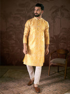 Men Yellow Silk Blend Floral Printed Straight Kurta-MKU1948