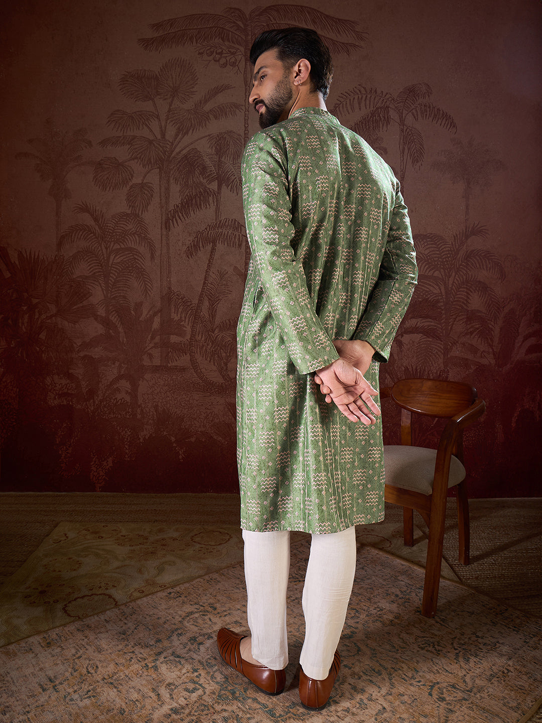 Men Green Silk Blend Ethnic Motifs Printed Straight Kurta-MKU1951