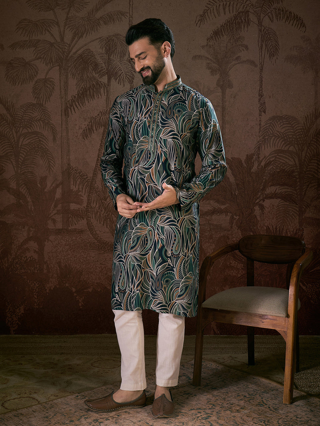 Men Navy Blue Silk Blend Abstract Printed Straight Kurta-MKU1958