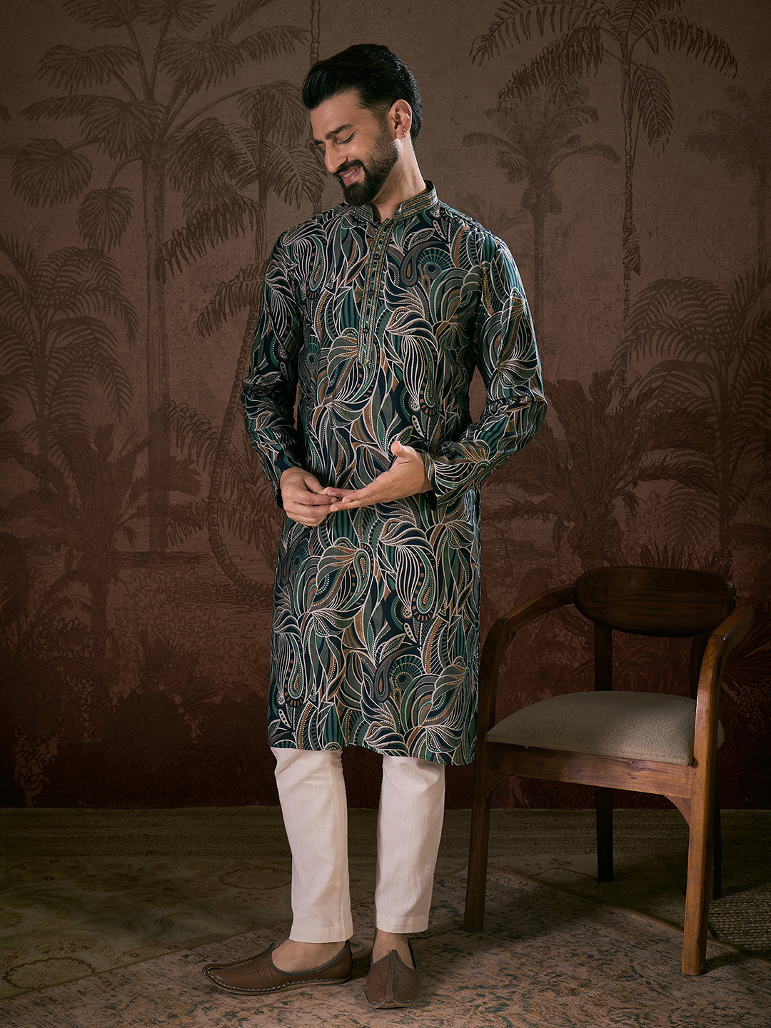 Men Navy Blue Silk Blend Abstract Printed Straight Kurta-MKU1958