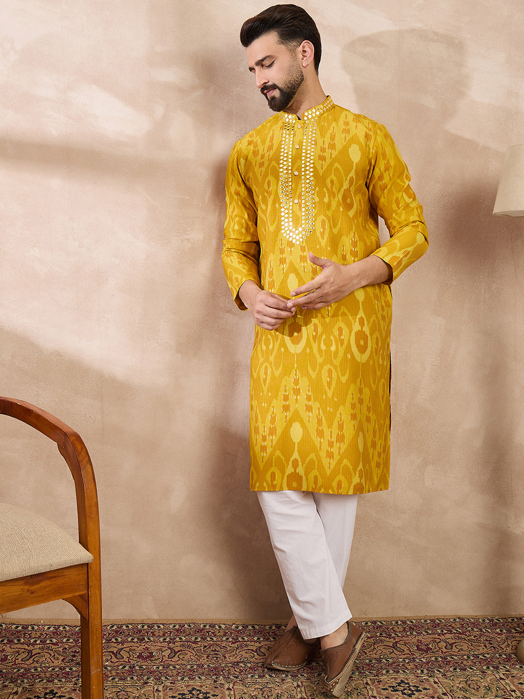 Men Yellow Viscose Rayon Chevron Printed Straight Kurta-MKU1966