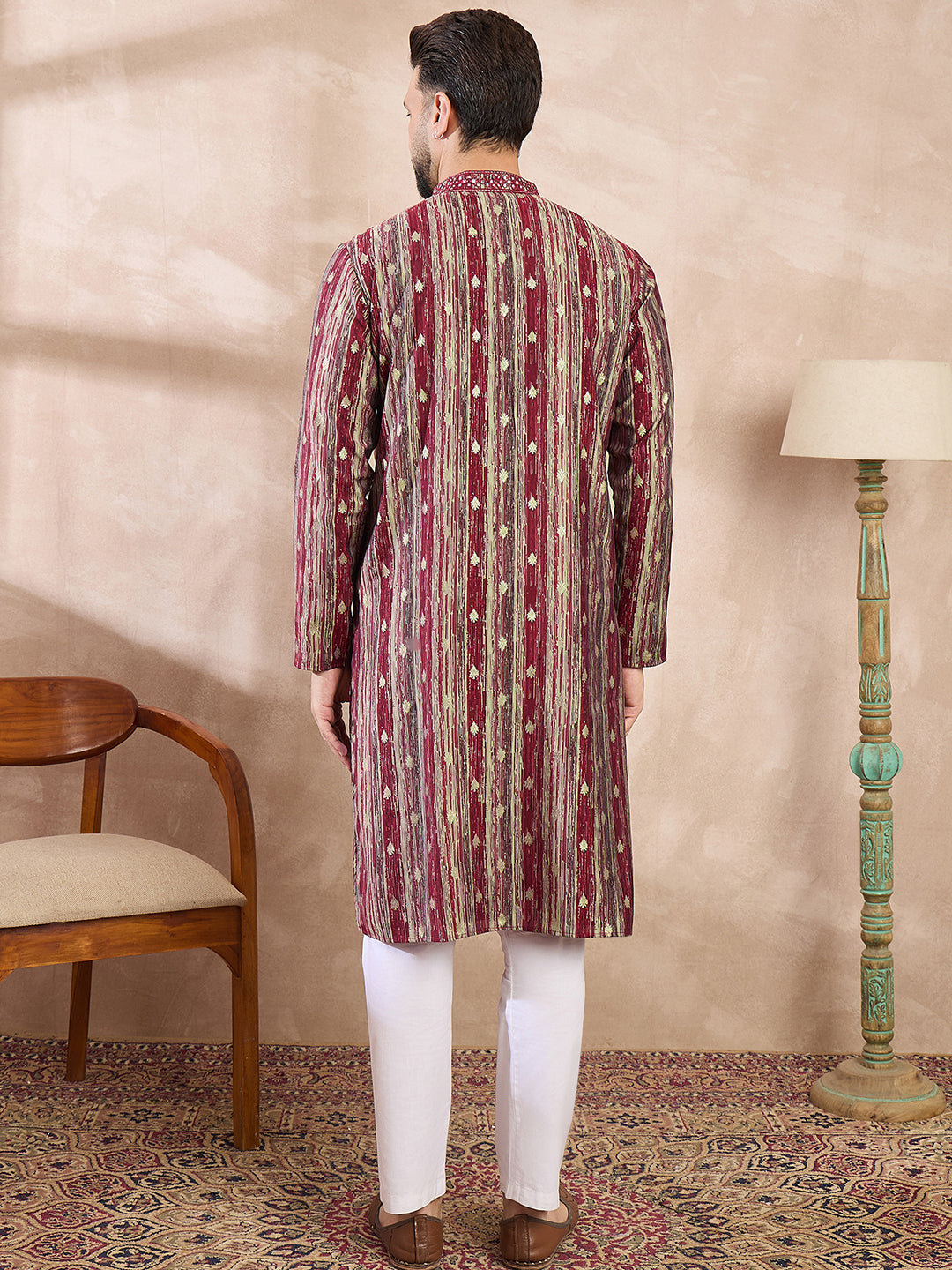 Men Maroon Silk Blend Abstract Printed Straight Kurta-MKU2006