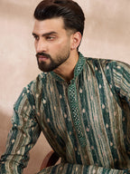 Men Green Silk Blend Abstract Printed Straight Kurta-MKU2007
