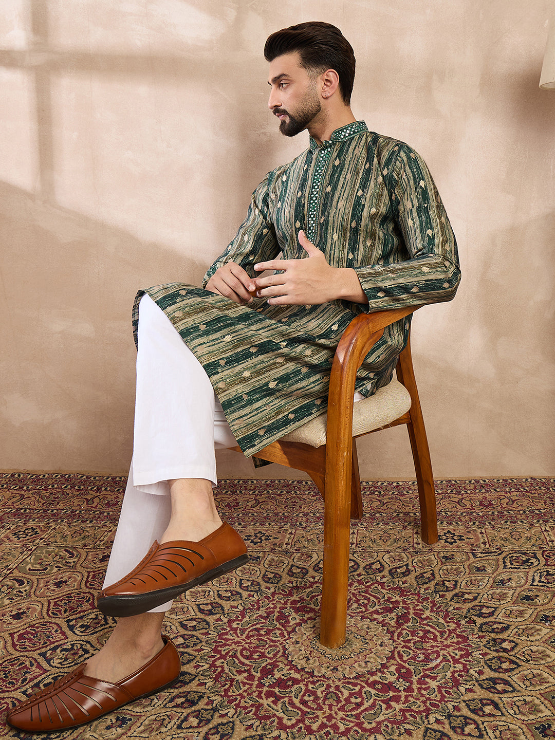 Men Green Silk Blend Abstract Printed Straight Kurta-MKU2007