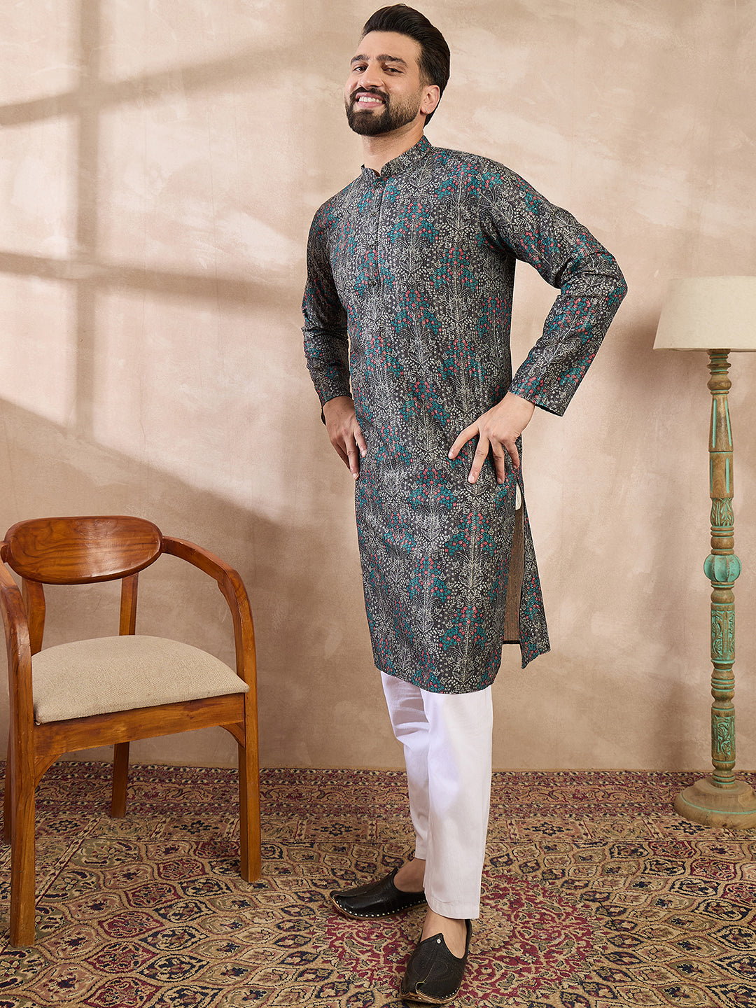 Men Black Silk Blend Floral Printed Straight Kurta-MKU2015