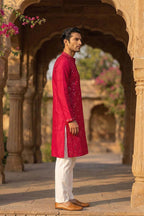 Pink Silk Blend Solid Embroidered Kurta MKU2076