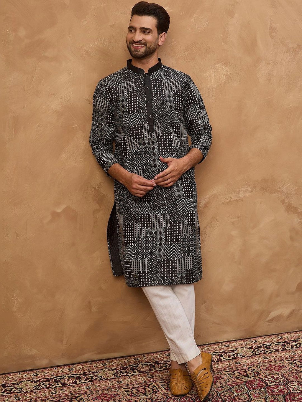 Men Black Silk Blend Geometric Printed Straight Kurta With Pant Set-MKSET1528