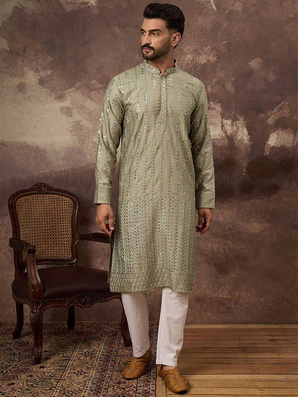 Men Green Silk Blend Solid Embroidered Straight Kurta With Pant Set-MKSET1356
