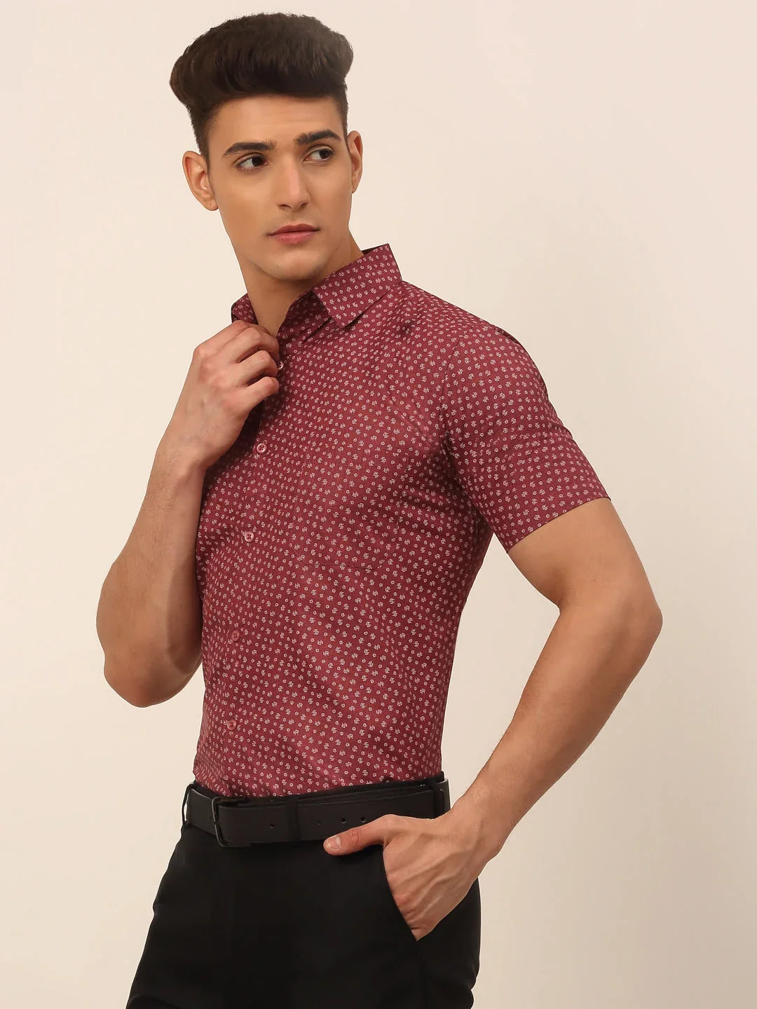Maroon Cotton Solid Shirts for Men | DesiQlo India