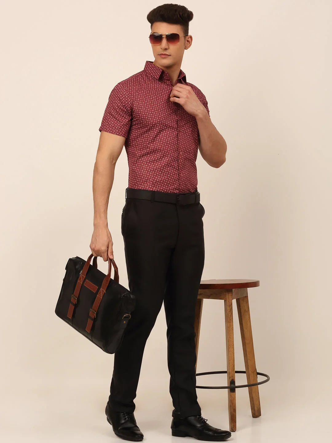 Maroon Cotton Solid Shirts for Men | DesiQlo India
