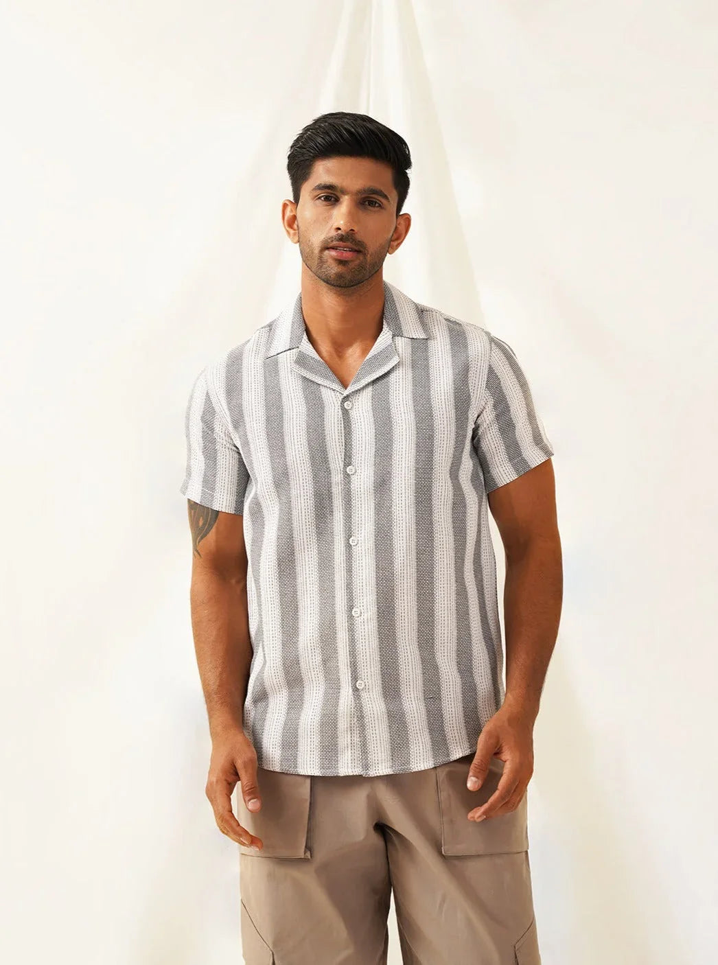 Classic Gey Striped Spread Collar Cotton Curved Casual Shirt-SF-931White