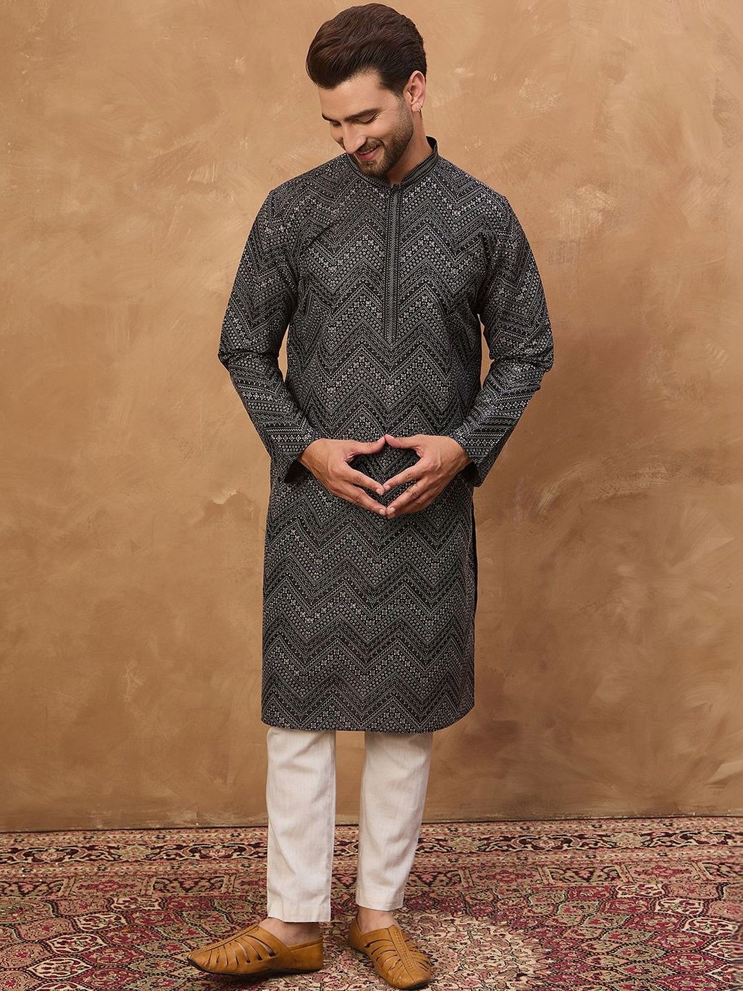 Men Black Silk Blend Geometric Printed Straight Kurta With Pant Set-MKSET1520