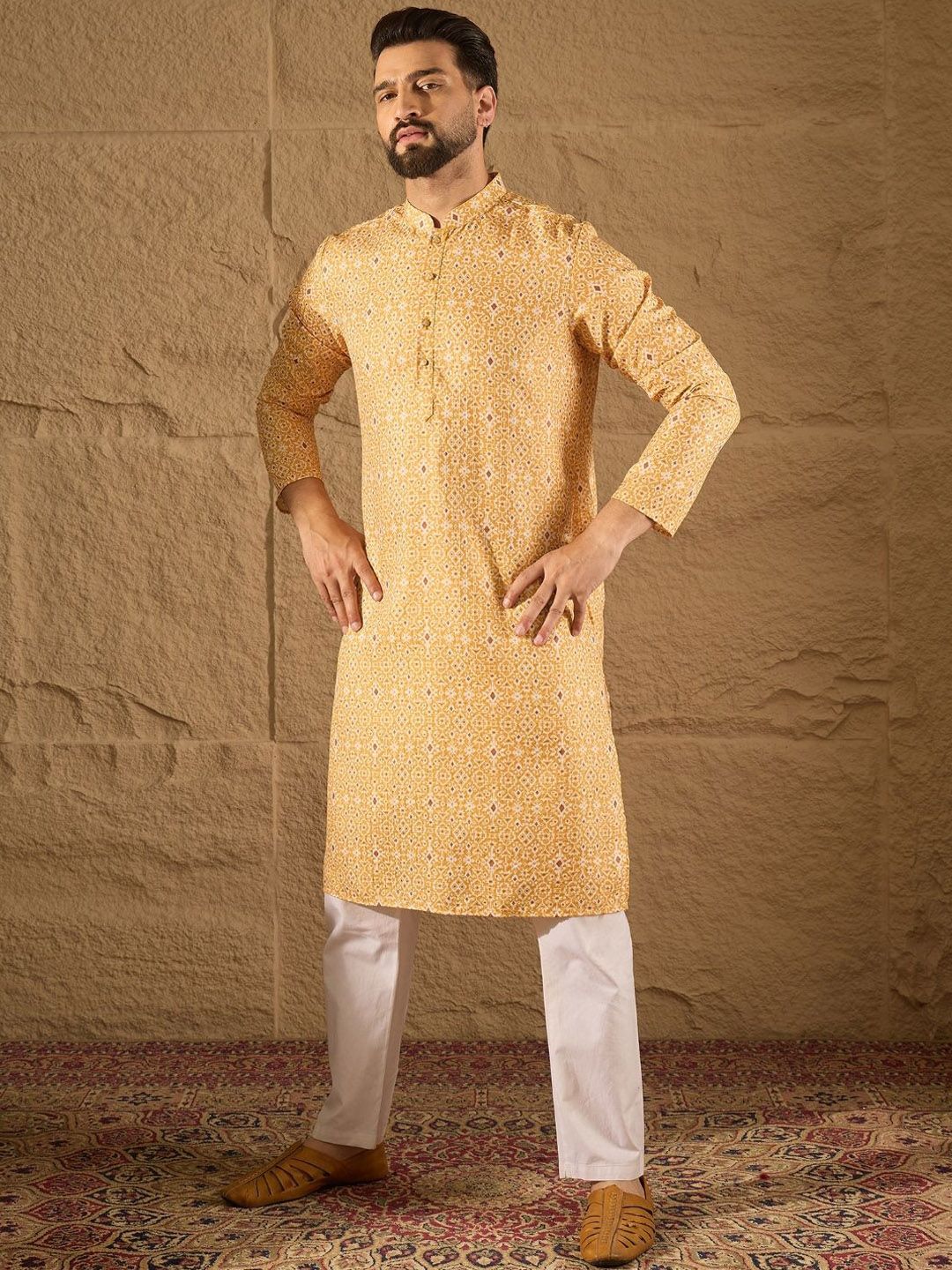 Men Yellow Silk Blend Ethnic Motif Embroidered Straight Kurta With Pant Set-MKSET1304