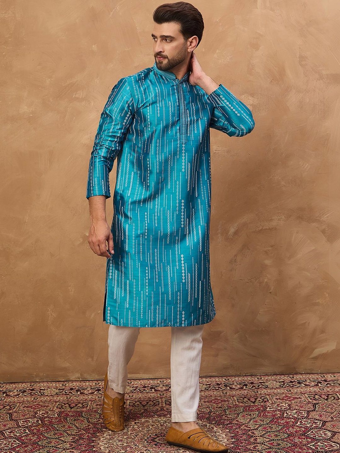Men Blue Silk Blend Geometric Printed Straight Kurta With Pant Set-MKSET1519