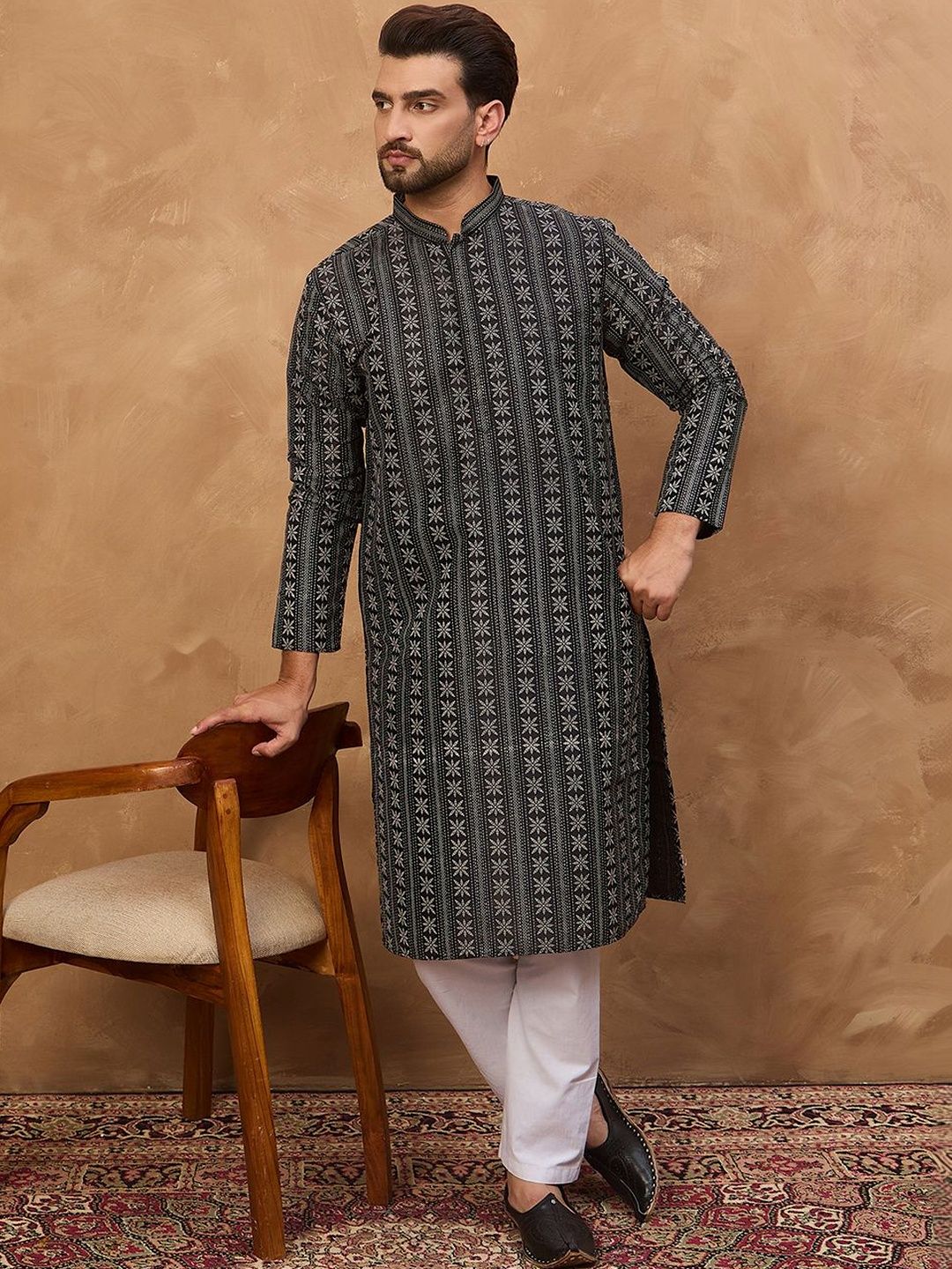 Men Black Silk Blend Geometric Printed Straight Kurta With Pant Set-MKSET1523