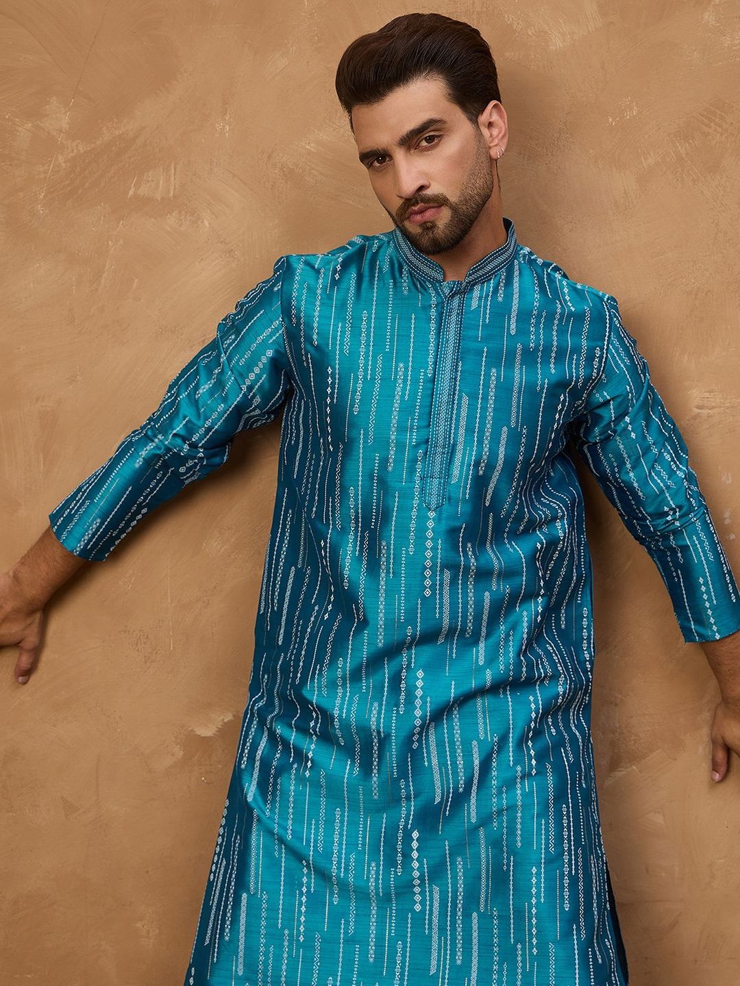 Men Blue Silk Blend Geometric Printed Straight Kurta With Pant Set-MKSET1519