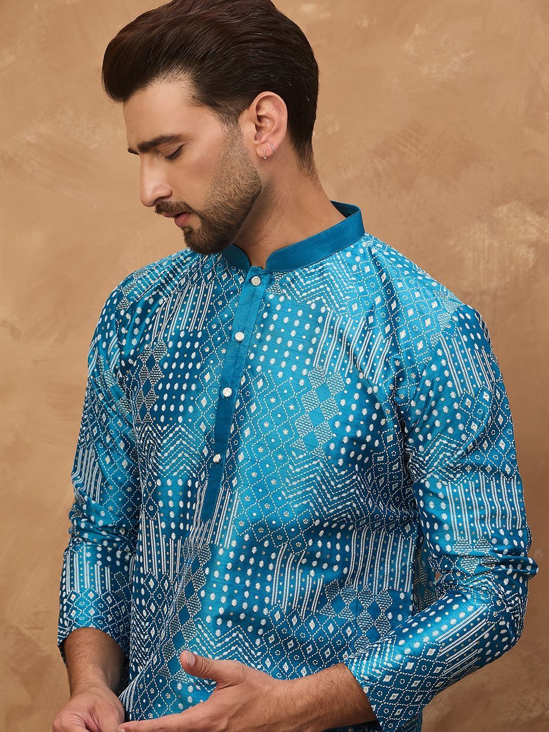 Men Blue Silk Blend Geometric Printed Straight Kurta With Pant Set-MKSET1527
