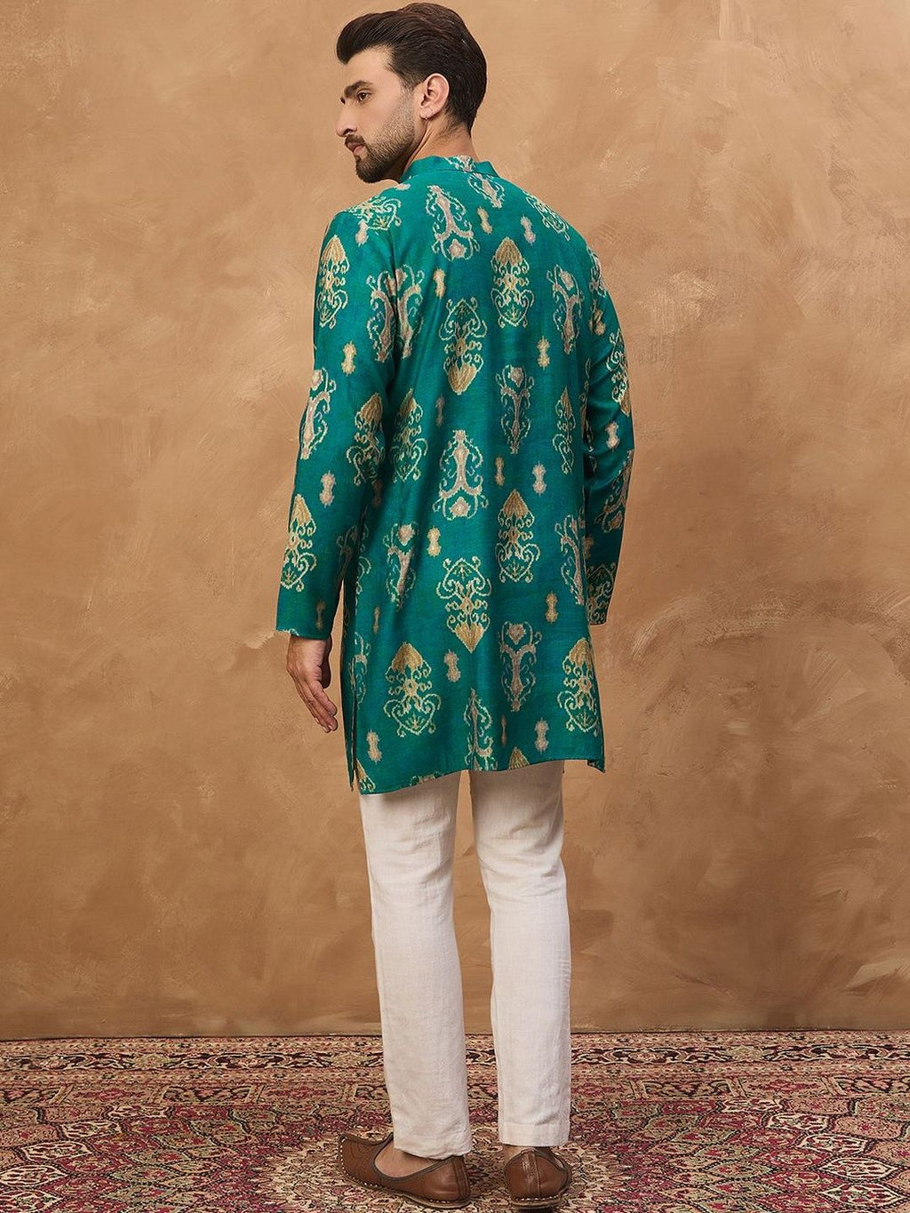 Men Blue Viscose Rayon Ikat Printed Straight Kurta With Pant Set-MKSET1546