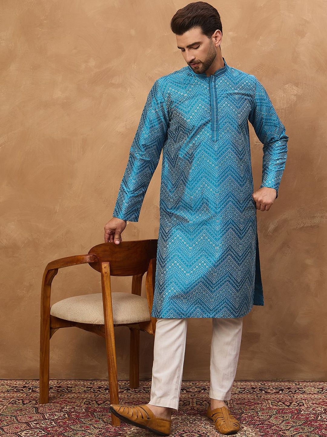 Men Blue Silk Blend Geometric Printed Straight Kurta With Pant Set-MKSET1531