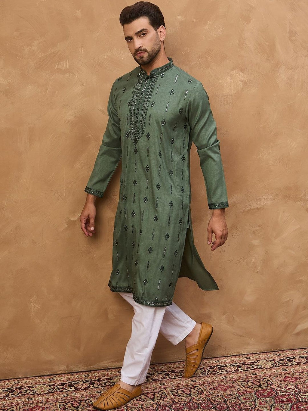 Men Green Silk Blend Geometric Embroidered Straight Kurta With Pant Set-MKSET1517