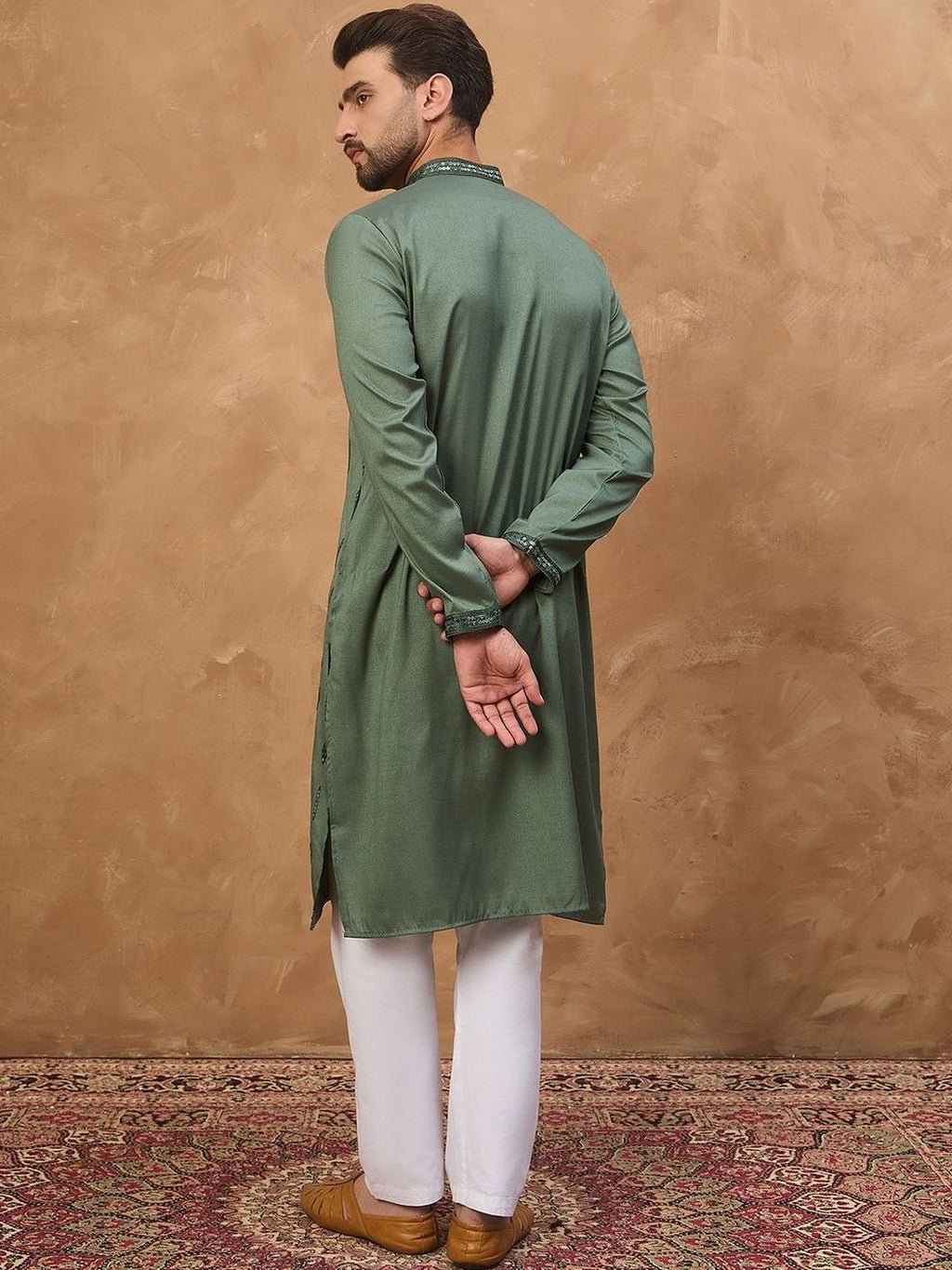 Men Green Silk Blend Geometric Embroidered Straight Kurta With Pant Set-MKSET1517