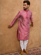 Men Pink Silk Blend Geometric Printed Straight Kurta With Pant Set-MKSET1526