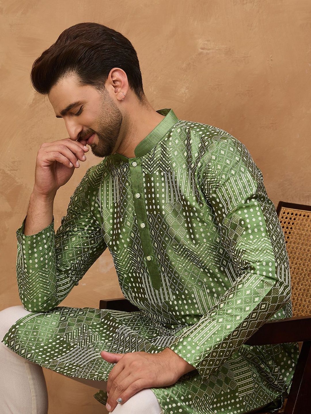 Men Green Silk Blend Geometric Printed Straight Kurta With Pant Set-MKSET1530